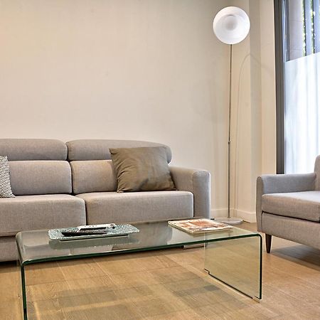 Apartamento De Dos Dormitorios En Triana Sevilla Eksteriør bilde