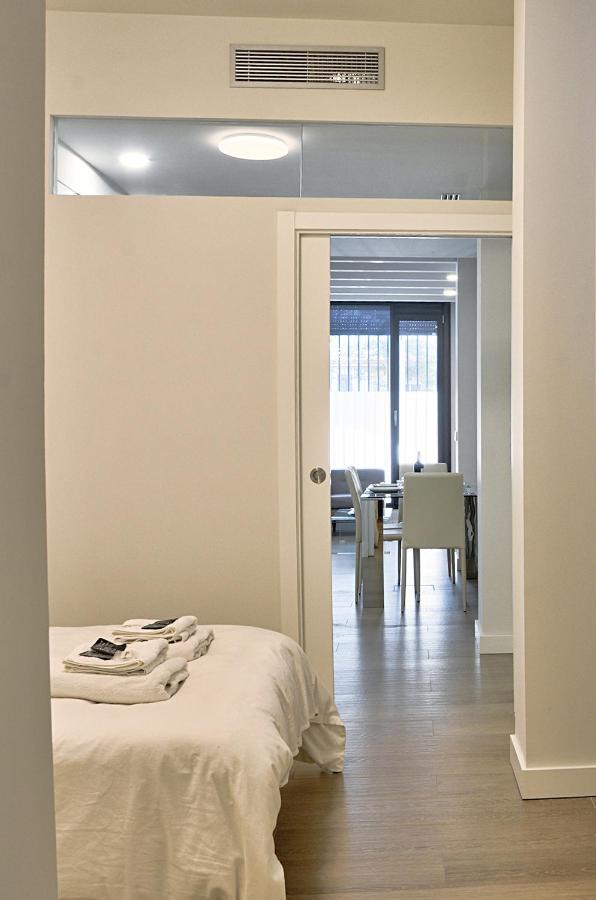 Apartamento De Dos Dormitorios En Triana Sevilla Eksteriør bilde