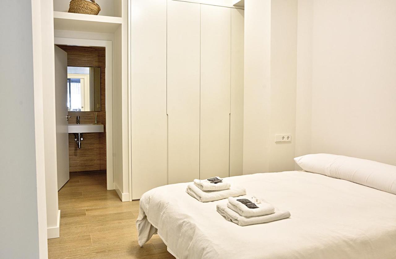 Apartamento De Dos Dormitorios En Triana Sevilla Eksteriør bilde