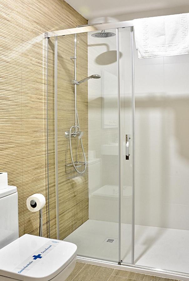 Apartamento De Dos Dormitorios En Triana Sevilla Eksteriør bilde