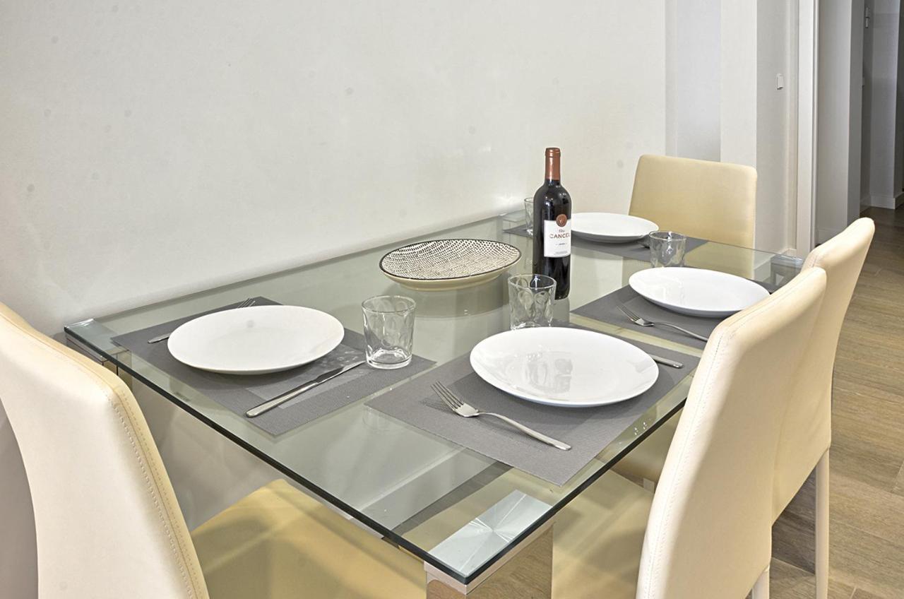 Apartamento De Dos Dormitorios En Triana Sevilla Eksteriør bilde