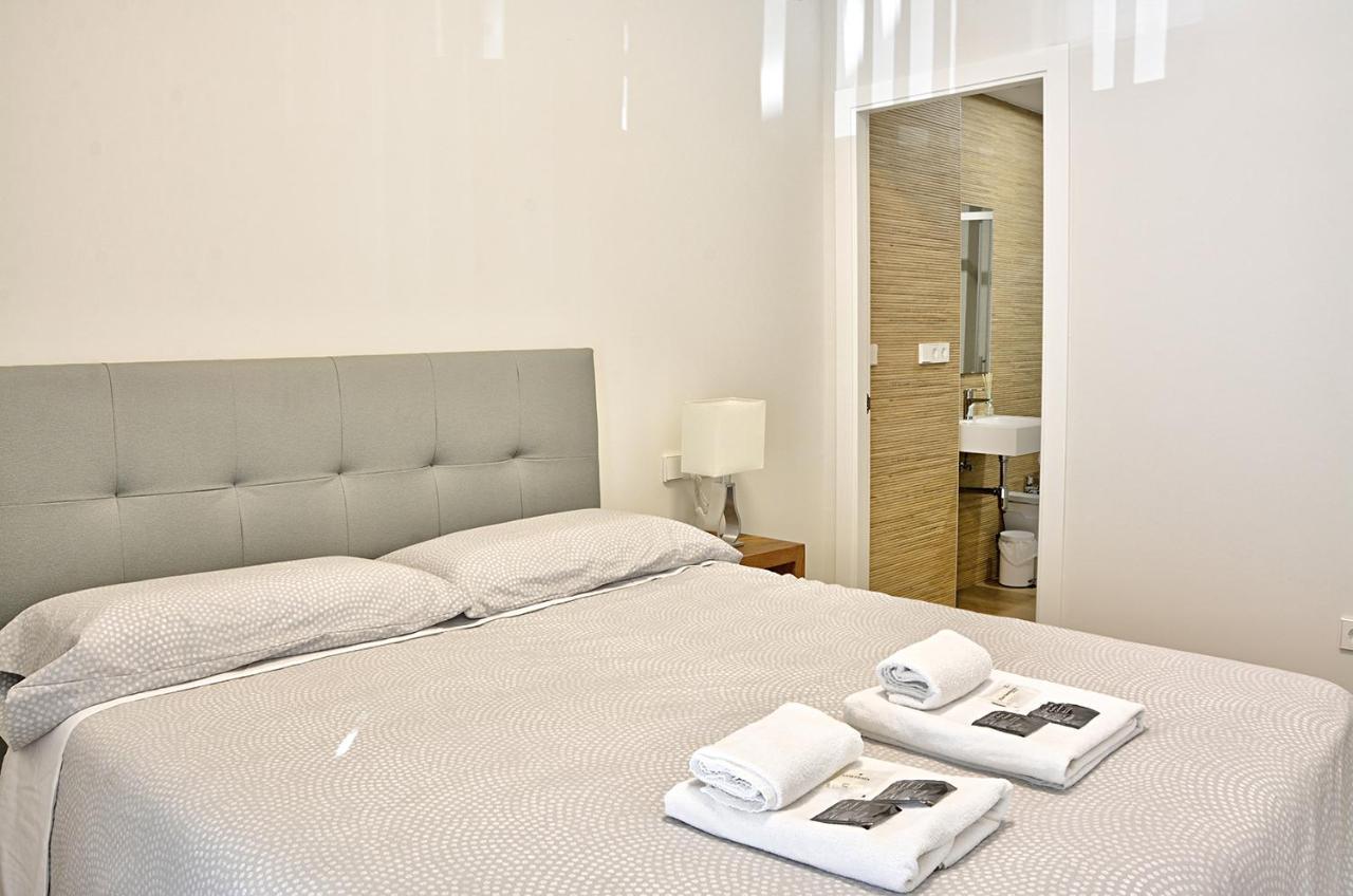 Apartamento De Dos Dormitorios En Triana Sevilla Eksteriør bilde